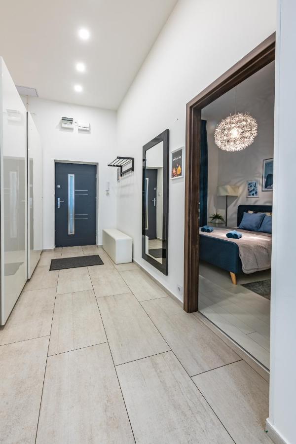 Luxury Nova Home next to the New York Café Budapest Esterno foto