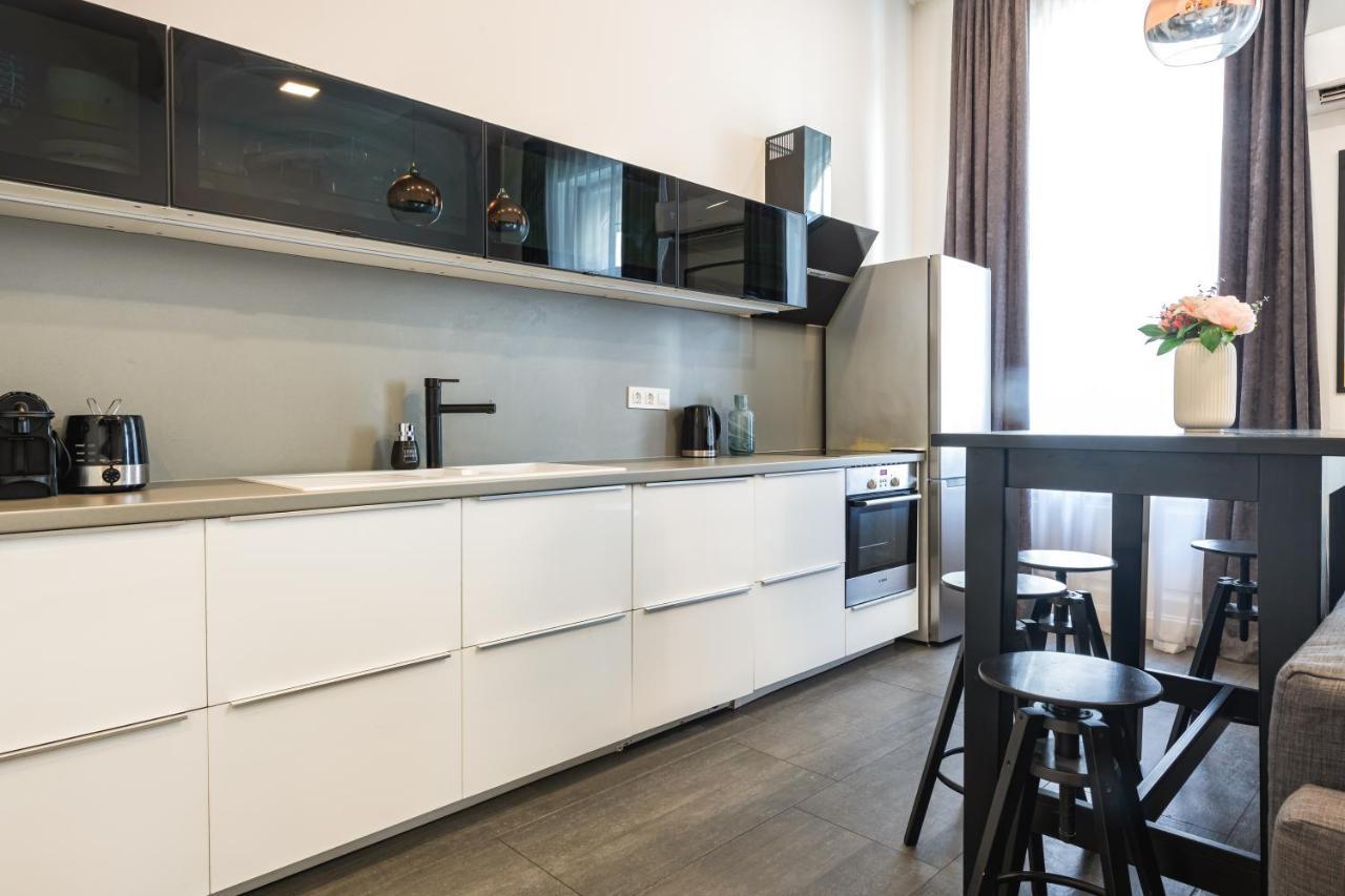 Luxury Nova Home next to the New York Café Budapest Esterno foto